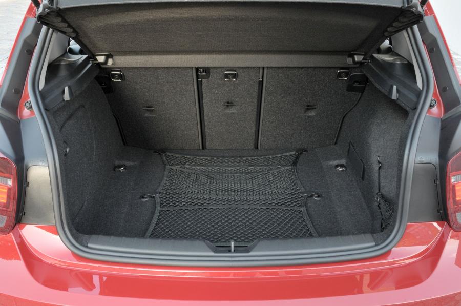  BMW 118i Sport Line 2011 года  (фото 12 из 185)